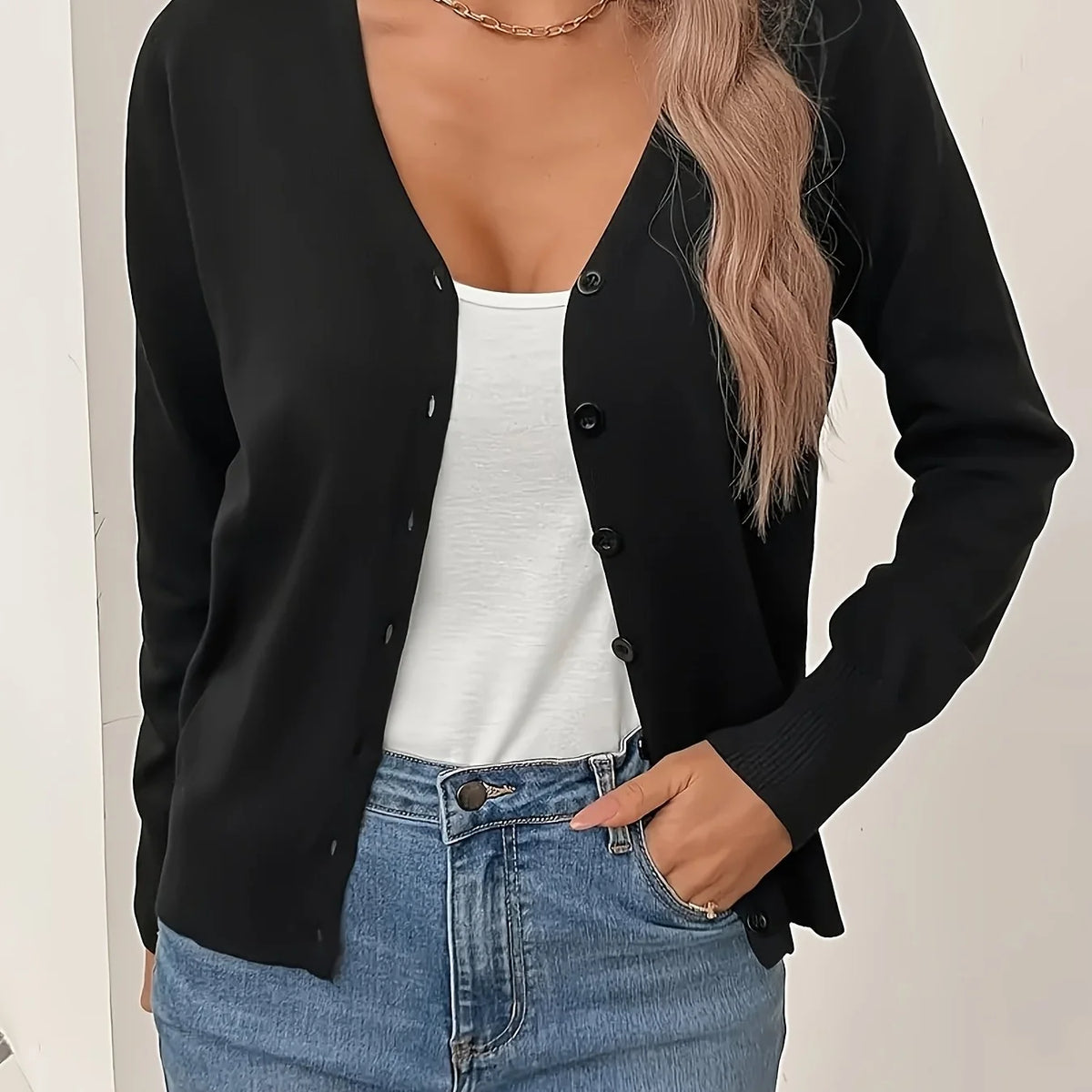 Black Women's Tailored Ribbed Cardigan with V-Neck Button-Front