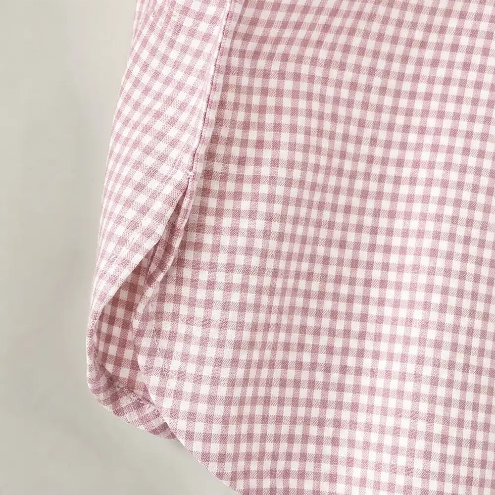 Women's Vintage Plaid Shirt with Button-Front & Relaxed Fit - Hem Detail Close Up