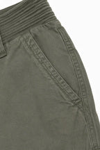 Women's Wide-Leg Cargo Pants with Relaxed Fit & Multiple Pockets - Close Up Side Pocket